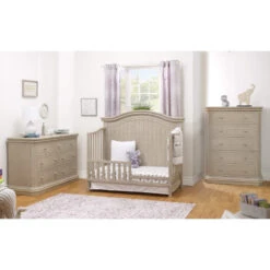 Sorelle Vista Elite Double Dresser 26 Sorelle Vista Elite Double Dresser -Kids Furniture 200501VistaBrixyHeritageFogToddlerLifestyleF d3ae22f6 1384 4643 b44c 4100a56ea172