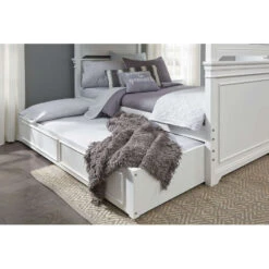 Legacy Classic Kids Canterbury Trundle/Storage Drawer -Kids Furniture 9815 9500 Det1 58acad4e bf9b 4e41 87ed 90e5fe213b31