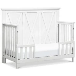 Franklin & Ben Emory Farmhouse Toddler Bed Conversion Kit -Kids Furniture B14501LW White Background 02 098529c4 de09 4a3f 9094 cd1bf7d788f0