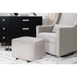 Babyletto Kiwi Gliding Ottoman -Kids Furniture M12685PGEW Lifestyle Main 04 5a96522f ab2c 4338 9e78 ea3bd148ca0c