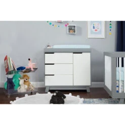 Babyletto Hudson 3-Drawer Changer Dresser With Removable Changing Tray -Kids Furniture M4223GW Lifestyle Main 04 cdc8f1cd 88e8 47df a93f 5176d5af58bc