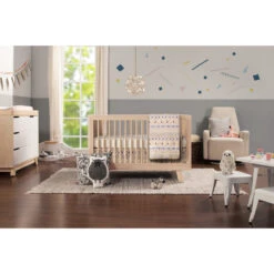 Babyletto Hudson 3-Drawer Changer Dresser With Removable Changing Tray -Kids Furniture M4223NXW Lifestyle 05 b48b9177 b02b 4ebb 9efe 5c526db71228