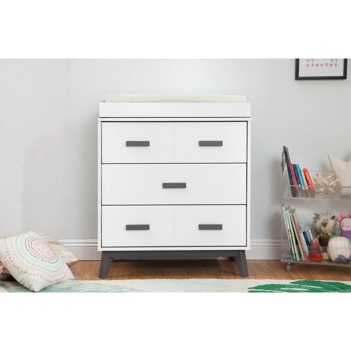 Babyletto Scoot 3-Drawer Changer Dresser With Removable Changing Tray 8 Babyletto Scoot 3-Drawer Changer Dresser With Removable Changing Tray - Image 6