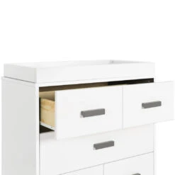 Babyletto Scoot 3-Drawer Changer Dresser With Removable Changing Tray 30 Babyletto Scoot 3-Drawer Changer Dresser With Removable Changing Tray -Kids Furniture M5823SLW White Background 03 7c0ef304 a335 4c57 8a3c 551e32976936